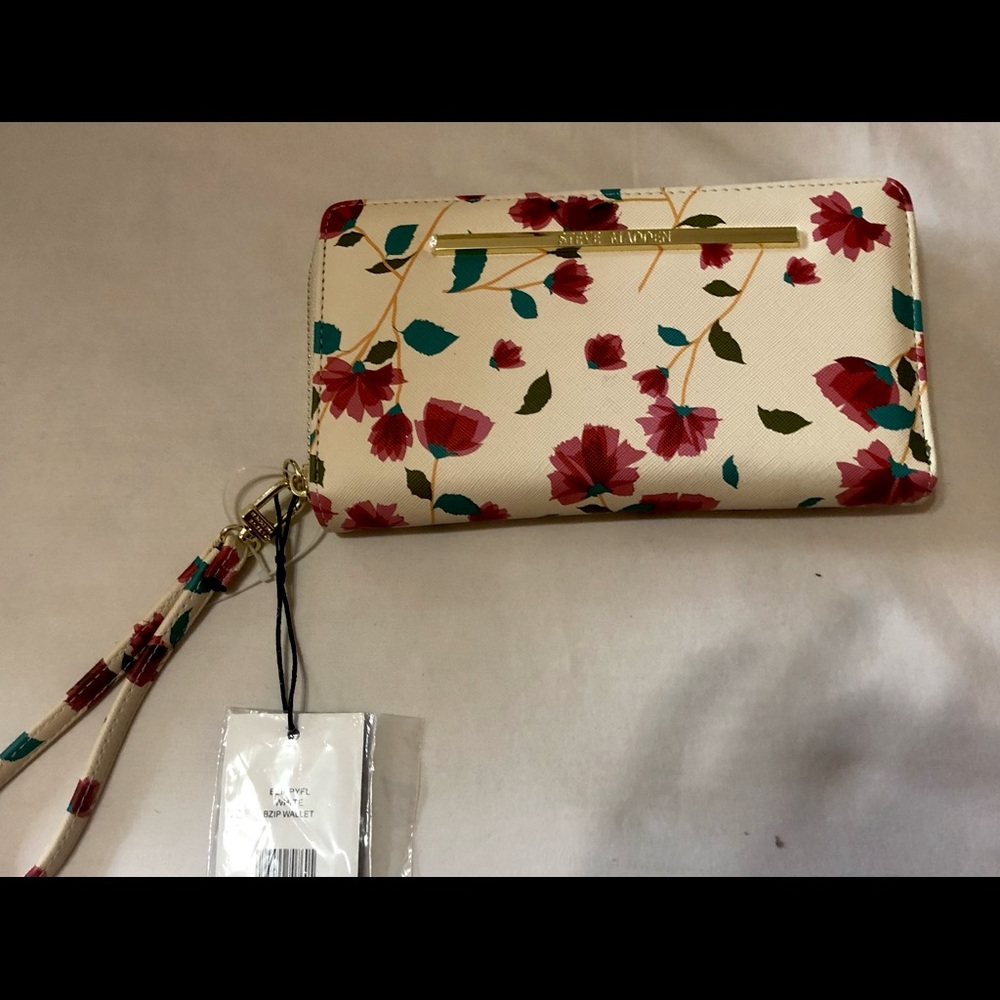 Steve Madden Clutch Wallet (with Red flower print).